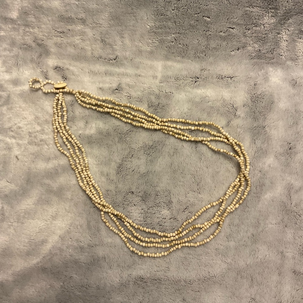 Elegant Cream Beaded Necklace